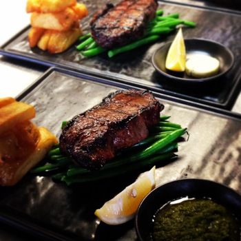 Burwood Inn Merewether - Tourism Canberra 1