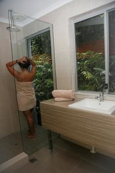 Noosa Flashpackers - Hostel - Tourism Canberra 2