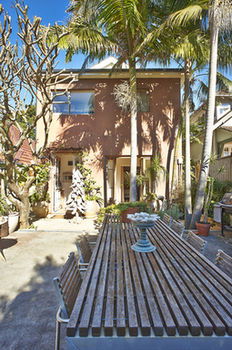 Bondi Beach House - Tourism Canberra 4