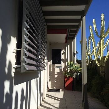 Chaucer Palms Boutique Bed & Breakfast - Tourism Canberra 0