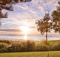 Kims Beachside Lodges - Tourism Canberra