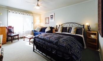 Strathvea Guest House - Tourism Canberra 10