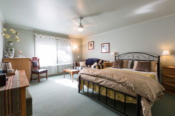 Strathvea Guest House - Tourism Canberra 17