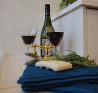 LaposAuberge Angara Bed and Breakfast - Tourism Canberra