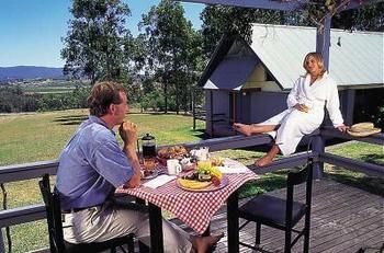 Vineyard Hill - Tourism Canberra 3