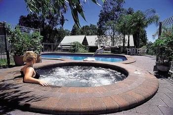 Vineyard Hill - Tourism Canberra 4