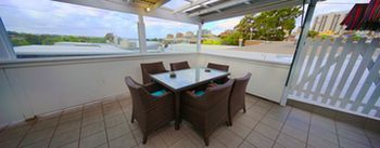 Sydney Star Backpackers - Tourism Canberra 1