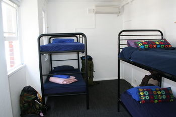 Zing Backpackers - Tourism Canberra 10