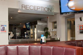 Grand Hotel Wyong - Tourism Canberra 12