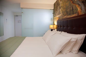 Grand Hotel Wyong - Tourism Canberra 14