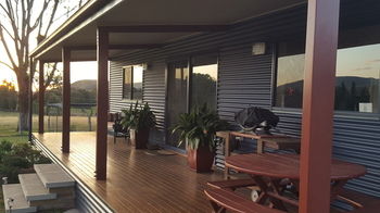 The Wattle Lodge - Tourism Canberra 36