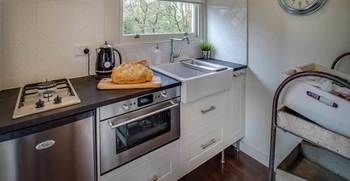 White Gates Cottage - Tourism Canberra 7
