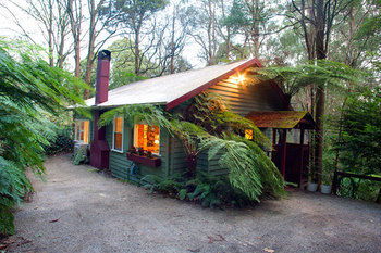 A Cottage In The Forest - Tourism Canberra 3