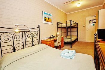 Billabong Gardens - Hostel - Tourism Canberra 7