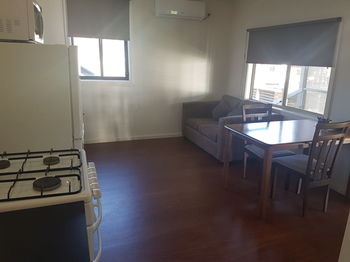 Bentley Waterfront Motel & Cottages - Tourism Canberra 51