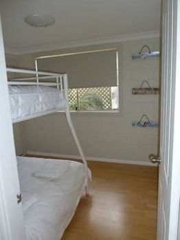 Emerald Apartment - Tourism Canberra 1