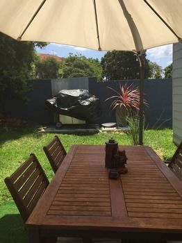 Sydney Executive Garden Villa - Tourism Canberra 2