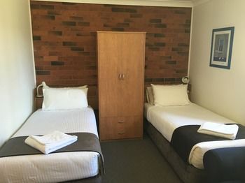 Bridgeview Motel - Tourism Canberra 7