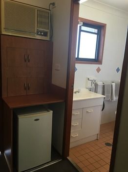 Bridgeview Motel - Tourism Canberra 19