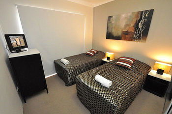 Balmain 12 Foy Furnished Apartment - Tourism Canberra 5