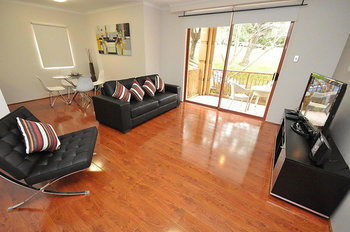 Balmain 12 Foy Furnished Apartment - Tourism Canberra 8