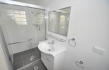Balmain 3 Mont Furnished Apartment - Tourism Canberra 3