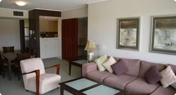 Castle Hill 503 Pen Furnished Apartment - Tourism Canberra 0