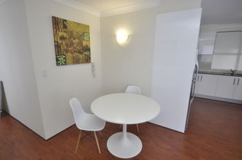 Balmain 2 Mont Furnished Apartment - Tourism Canberra 11
