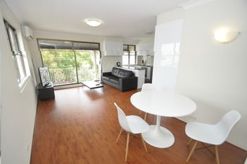 Balmain 2 Mont Furnished Apartment - Tourism Canberra 13