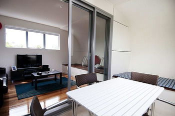Position Perfect - Tourism Canberra 5