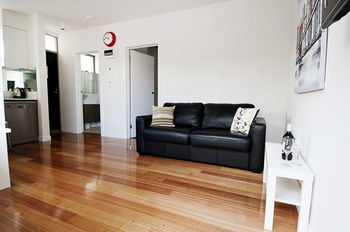 Position Perfect - Tourism Canberra 20