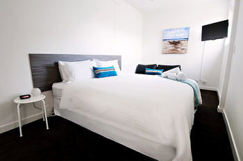 Position Perfect - Tourism Canberra 25