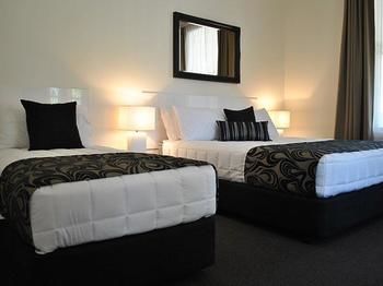 Heritage River Motor Inn - Tourism Canberra 0