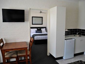 Heritage River Motor Inn - Tourism Canberra 8