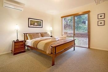 Annie's Escape In Warburton - Tourism Canberra 1