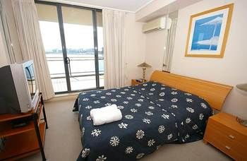 Homebush 70 Ben Furnished Apartment - Tourism Canberra 0