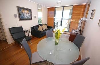 Homebush 70 Ben Furnished Apartment - Tourism Canberra 5