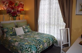 Cutmore Cottages - Bagala Bungalow - Tourism Canberra 4