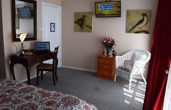 Cutmore Cottages - Bagala Bungalow - Tourism Canberra 27