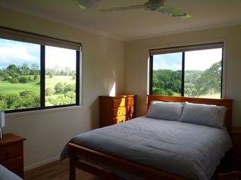 Bellthorpe Stays - Tourism Canberra 2