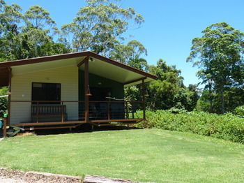 Bellthorpe Stays - Tourism Canberra 9