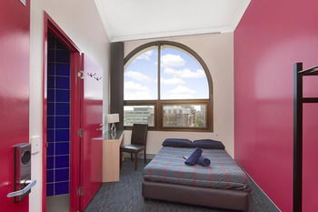 Wake Up! Sydney - Hostel - Tourism Canberra 39