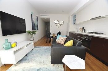 Neutral Bay 4 Young Furnished Apartment - Tourism Canberra 9