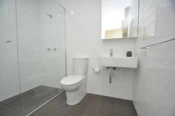 Neutral Bay 4 Young Furnished Apartment - Tourism Canberra 14