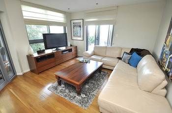 North Sydney 16 Wal Furnished Apartment - Tourism Canberra 7
