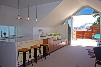 The Penthouse At Cremorne Point Manor - Tourism Canberra 11