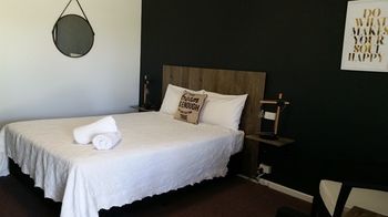 Karuah Gardens Motel - Tourism Canberra 1