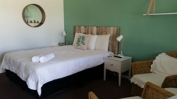 Karuah Gardens Motel - Tourism Canberra 4