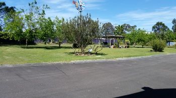 Karuah Gardens Motel - Tourism Canberra 17