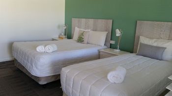 Karuah Gardens Motel - Tourism Canberra 23